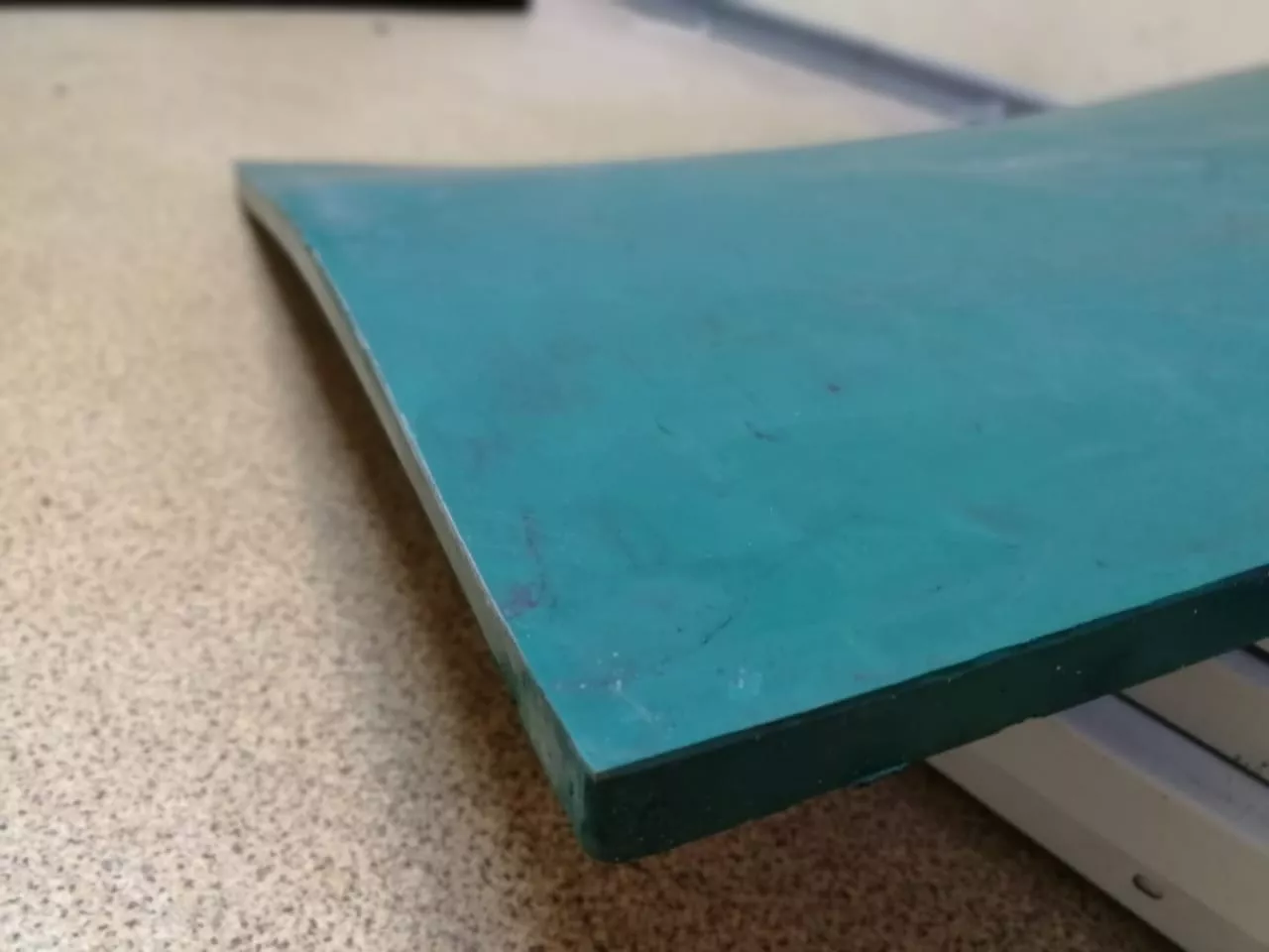 Vibration damping elastomer plates up to 30 mm